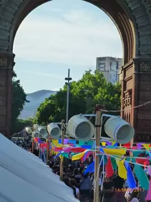 Megafonia exterior de megafonía en Arco de Triunfo Barcelona